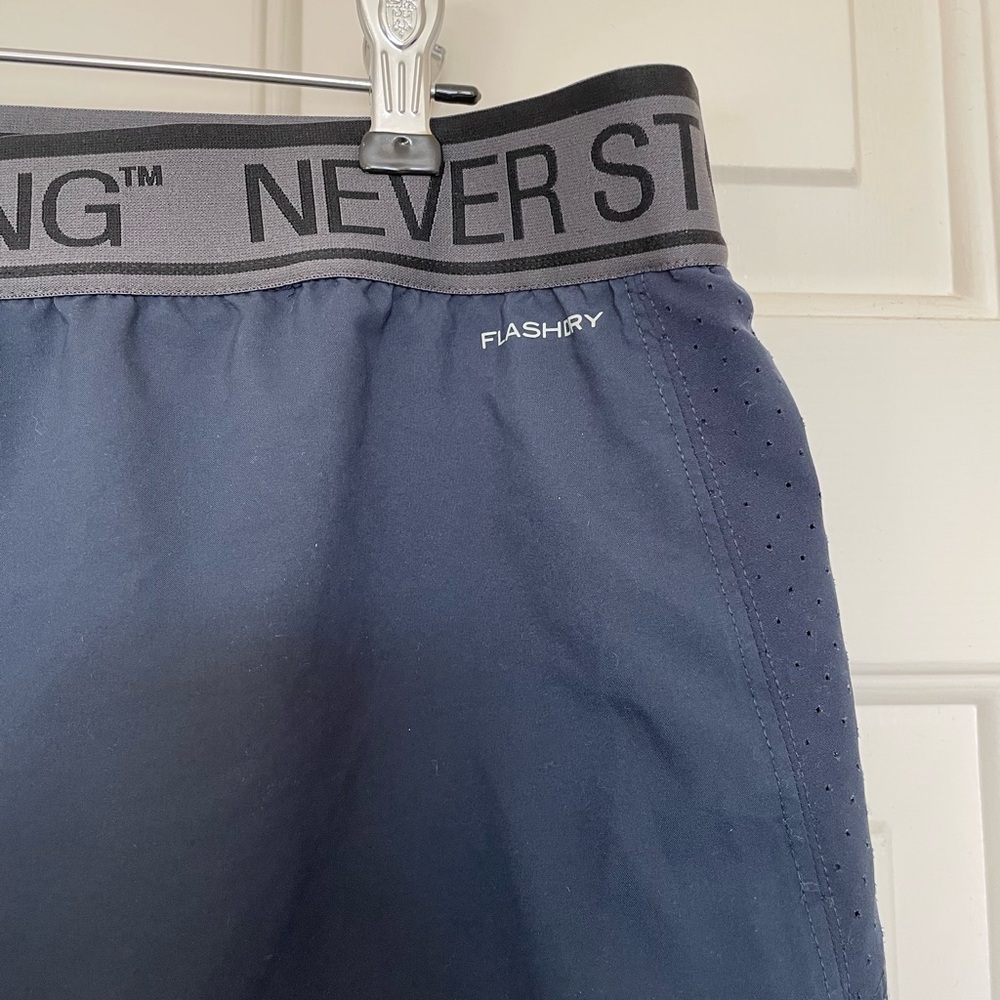 The North Face navy blue gold skirt XL - Picture 6 of 8
